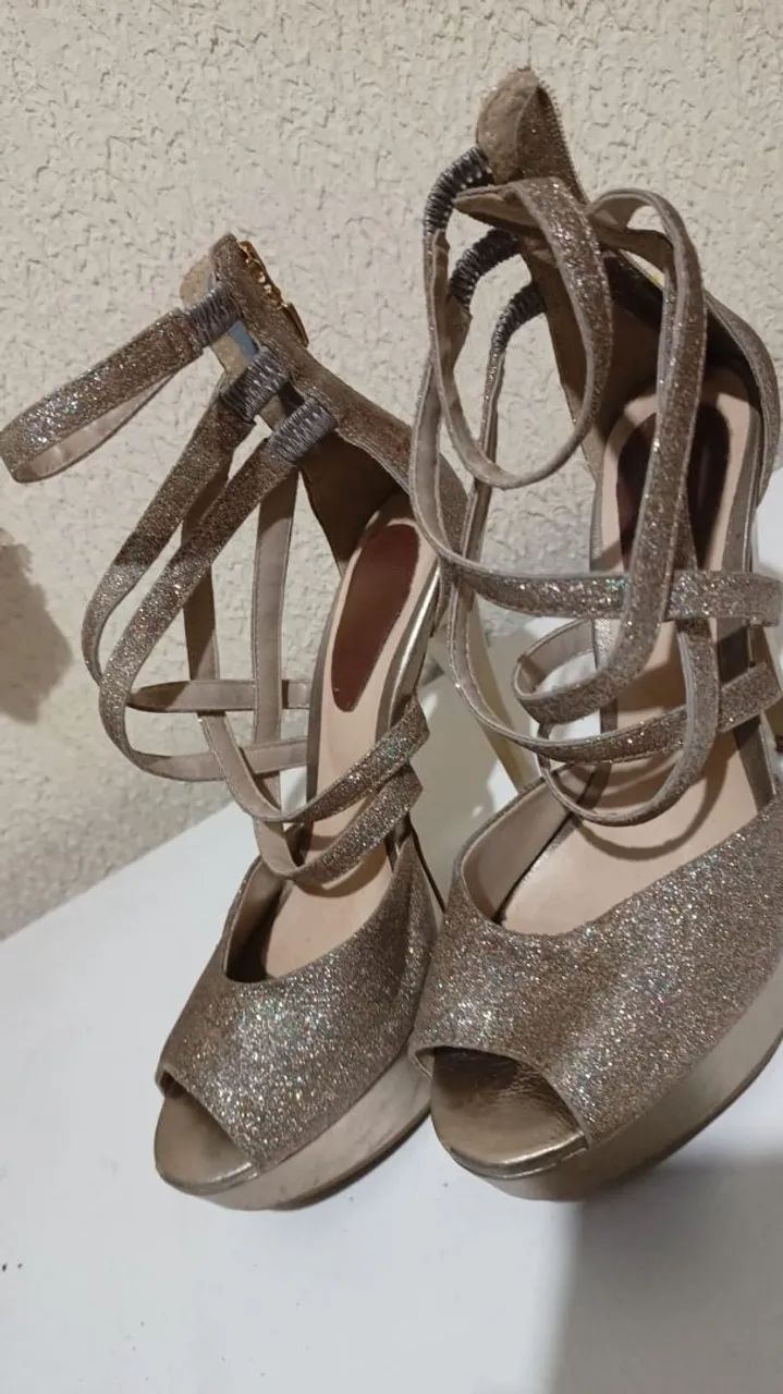 Sapatos de salto - Foto 4