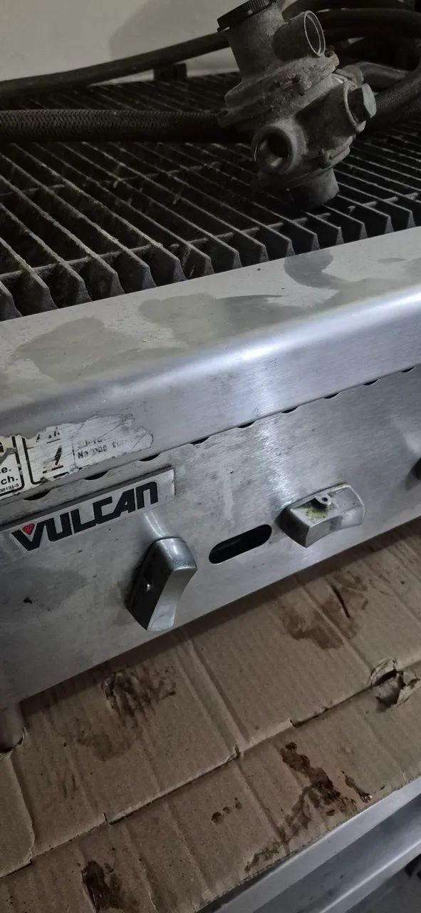 CHAR BROILLER 4 QUEIMADORES VULCAN - Foto 2