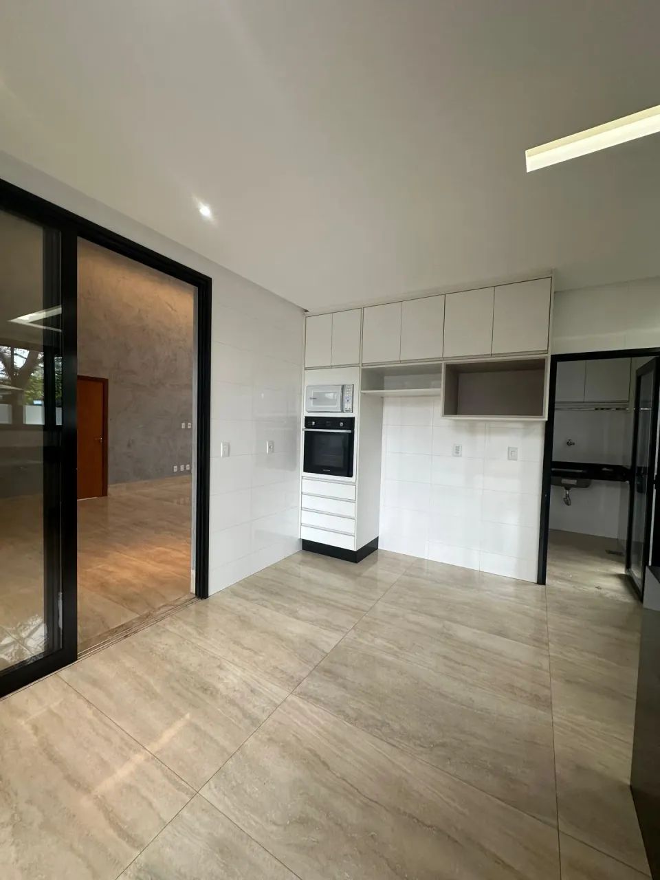 Excelente casa no Jardins Valencia - Foto 3
