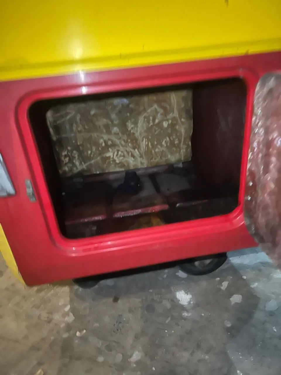 Carrinho de espeto de fibra com churrasqueira  - Foto 5