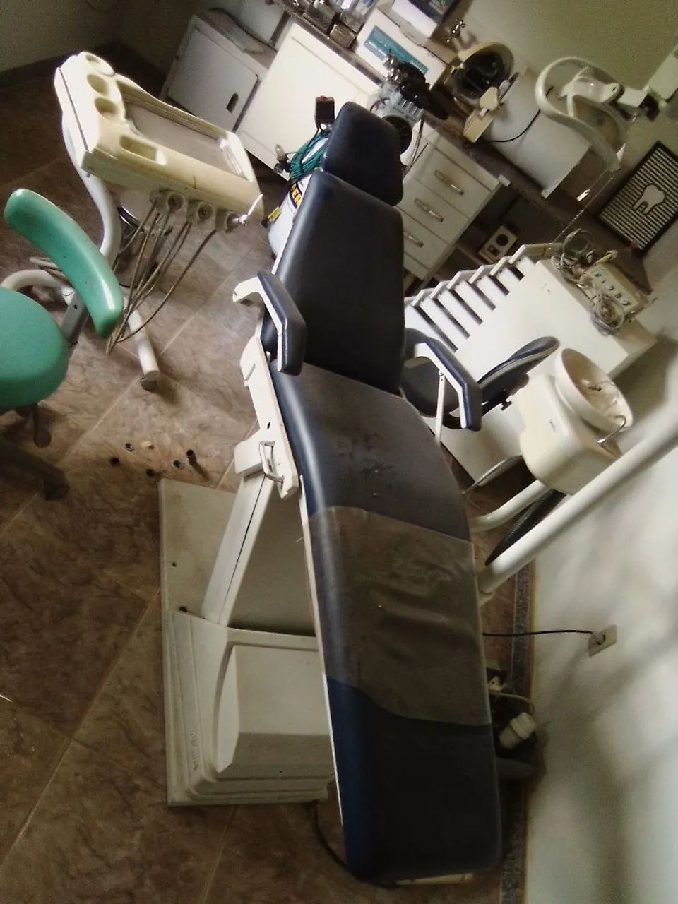 Cadeira odontológica completa funcionando e revisada. - Foto 3