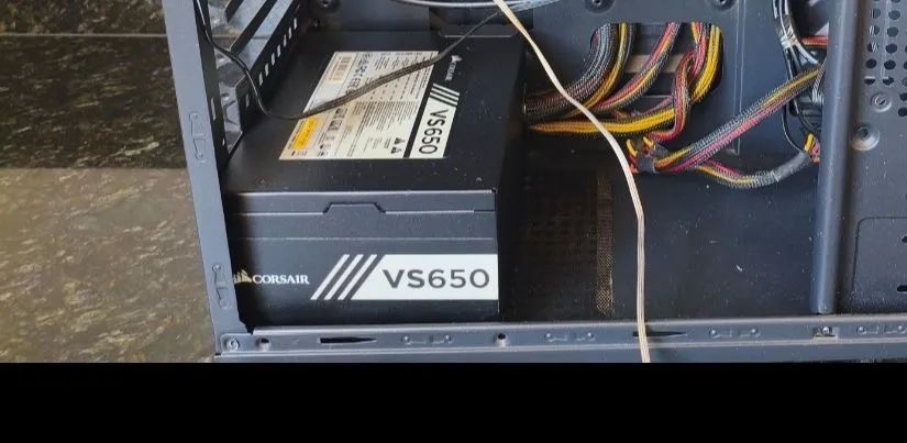 Fonte Corsair VS 650 - Foto 2