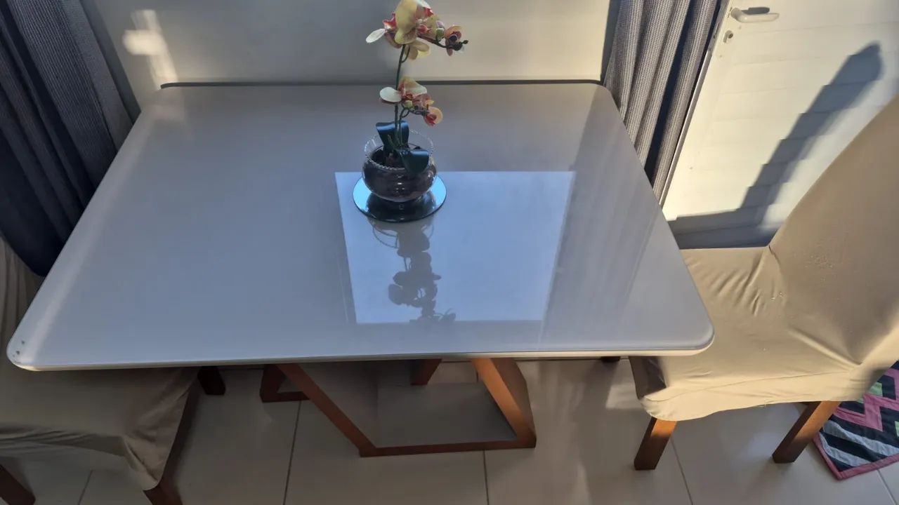 Mesa com cadeira  - Foto 3