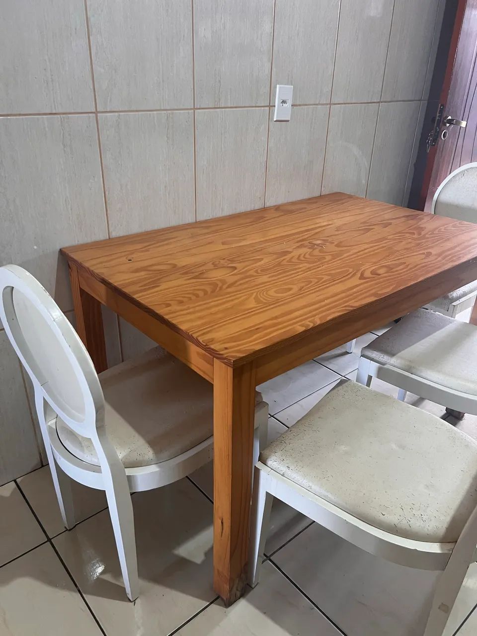 Mesa de jantar madeira maciça 