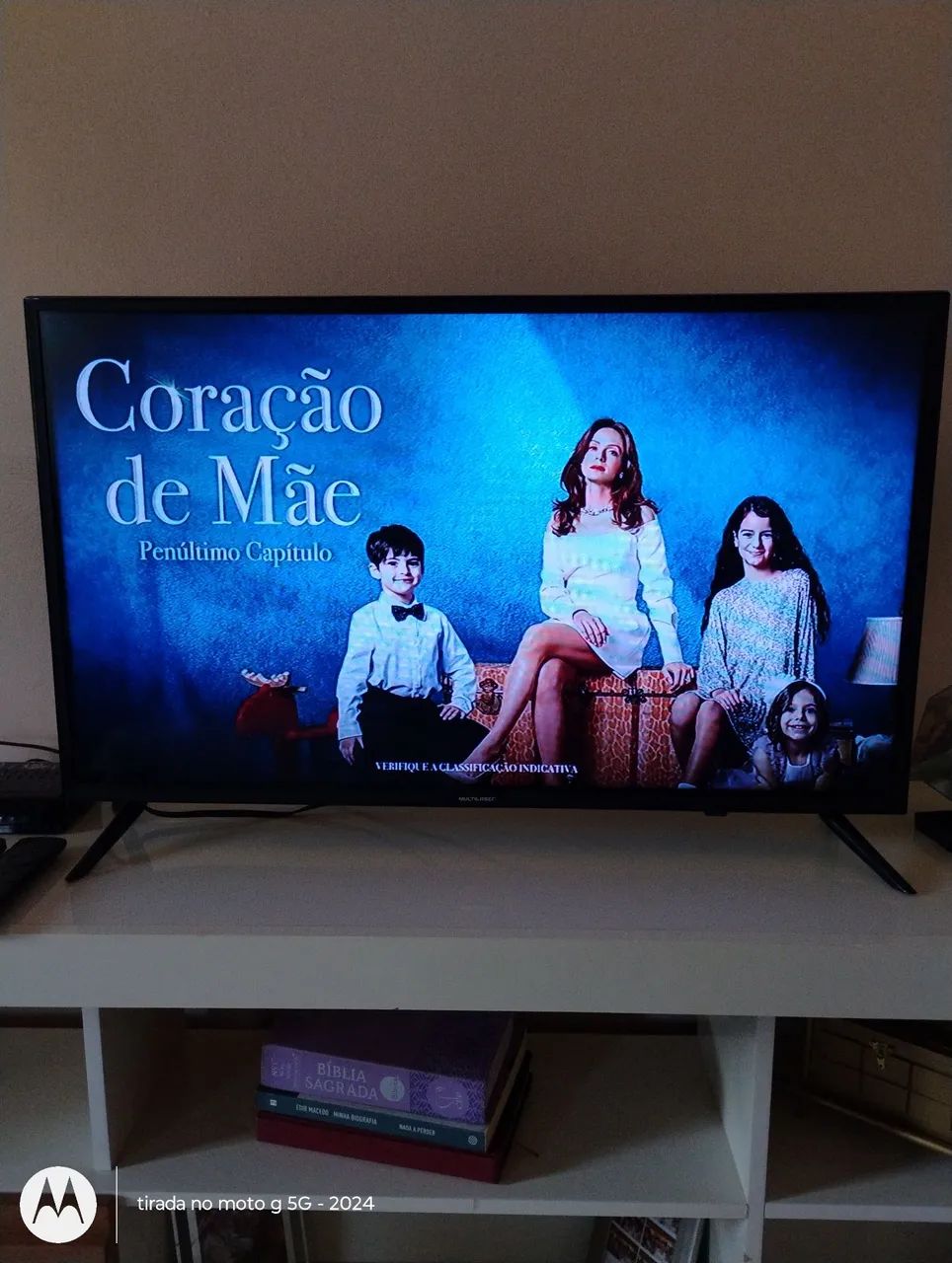 TV usanda 32 polegadas Multilaser tudo funcionando perfeitamente. - Foto 2