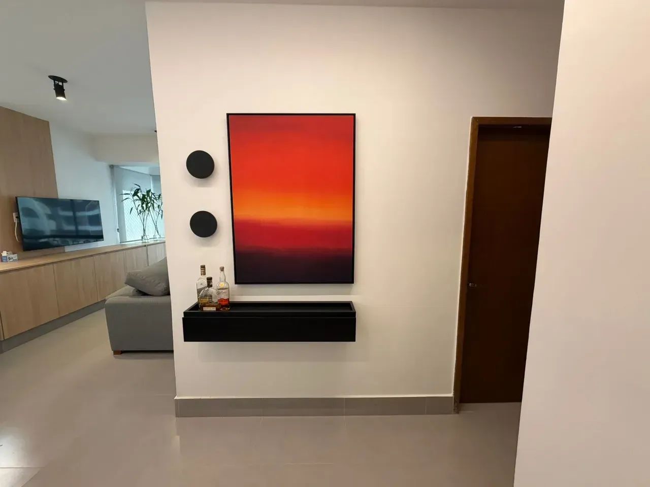 APARTAMENTO MOBILIADO E DECORADO | 2 QUARTOS (1 SUÍTE) | SETOR BUENO - Foto 2