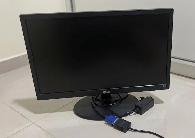 Monitor LG com defeito retention