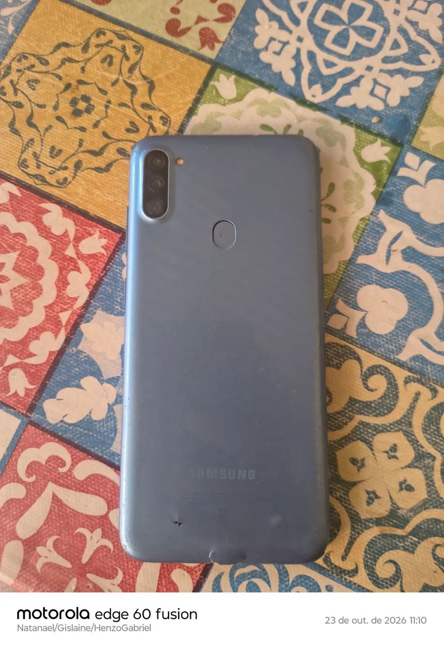 Celular com defeito(retirada de peças) - Foto 2