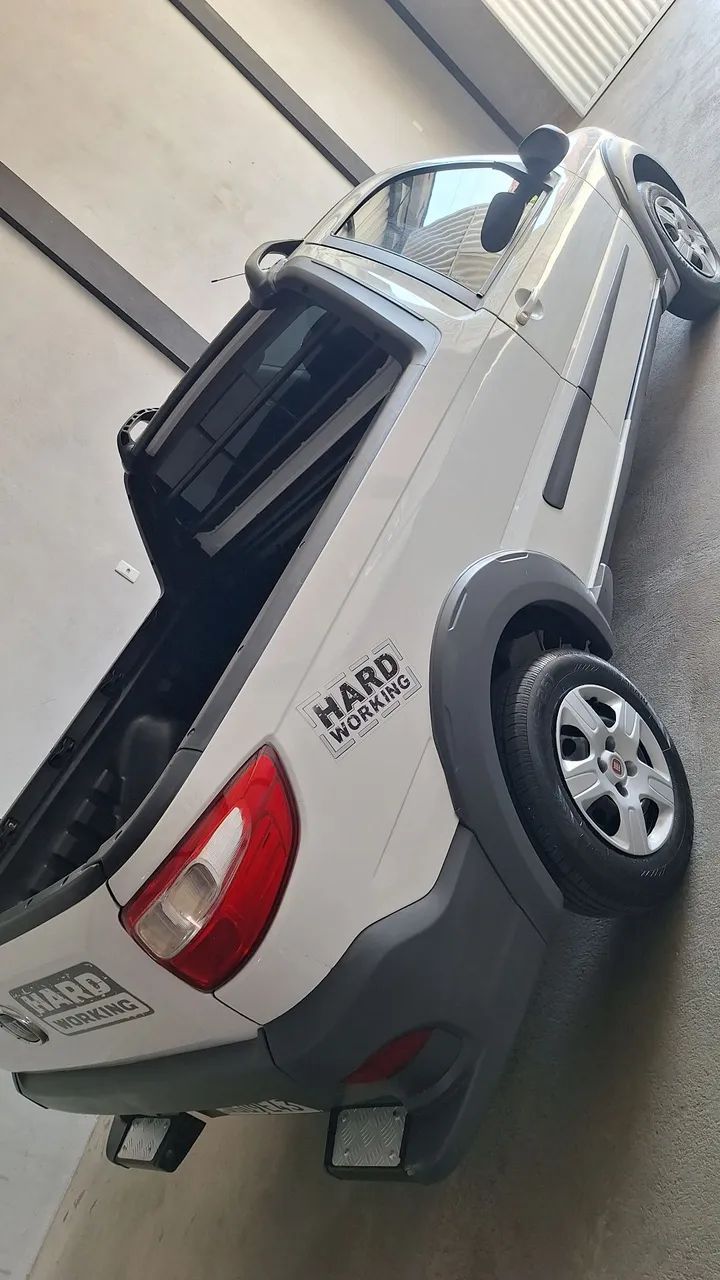 Fiat Strada Working Hard 1.4 Fire Flex 8V CS 2017 - Foto 3