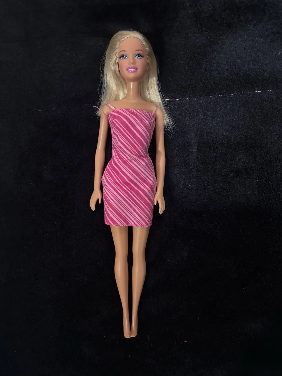 Barbie básica antiga 