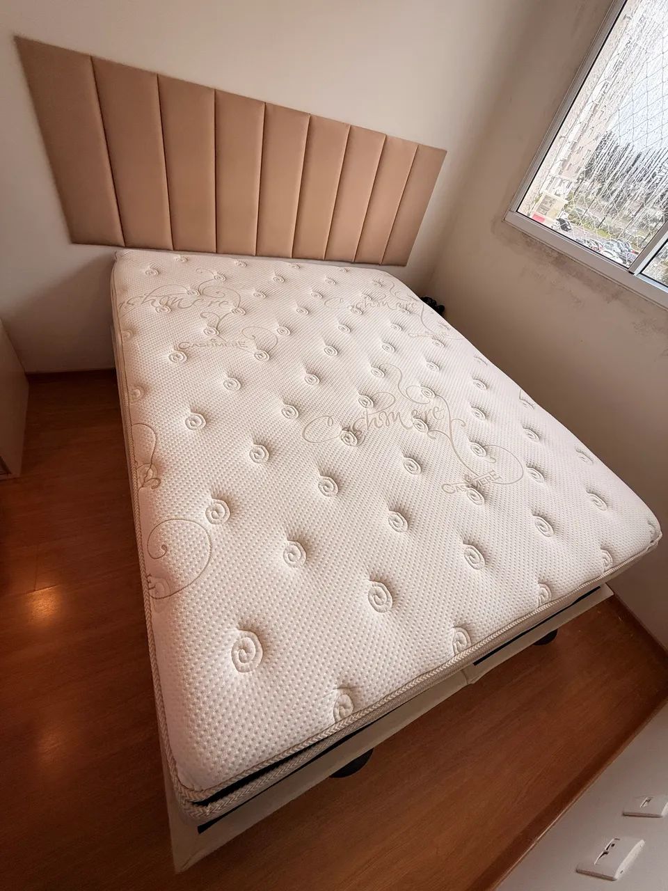 CAMA QUEEN COM BASE BAÚ R$ 2.000,00 - Foto 3