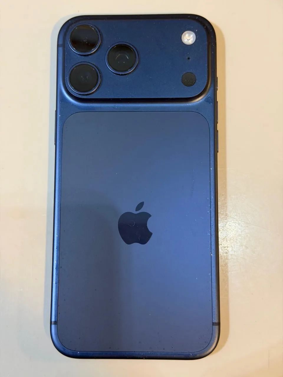 iPhone 17 pro Max 256 azul