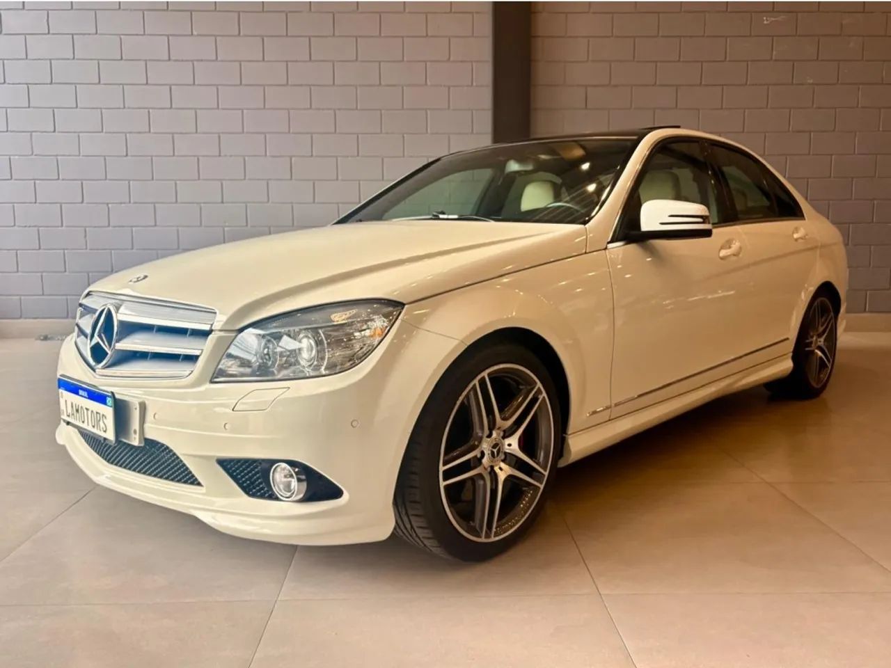 Mercedes-Benz C-300 2011