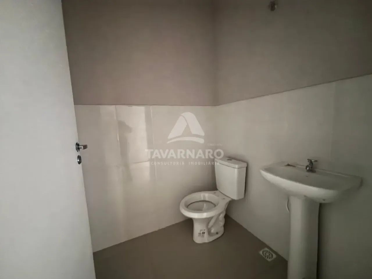 Barracão Amplo com Mezanino em Uvaranas! - Foto 5