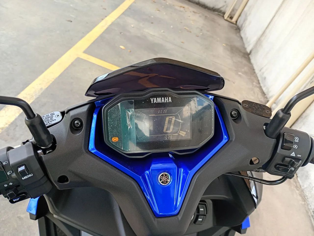 Yamaha aerox  - Foto 3