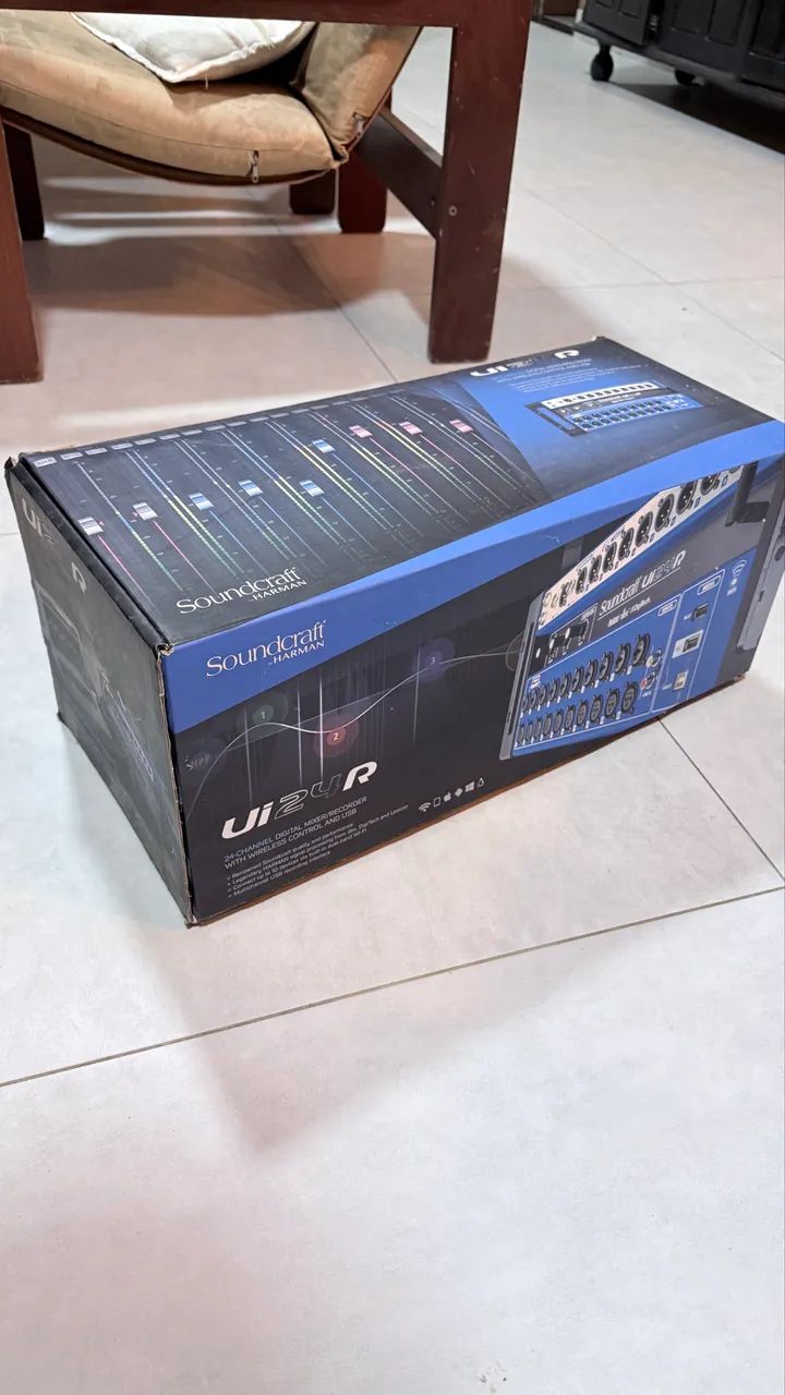 Mesa de som ui24r - Foto 2