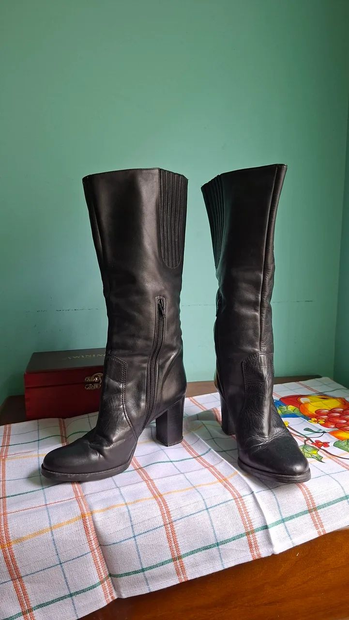 BOTA DE COURO DATELLI