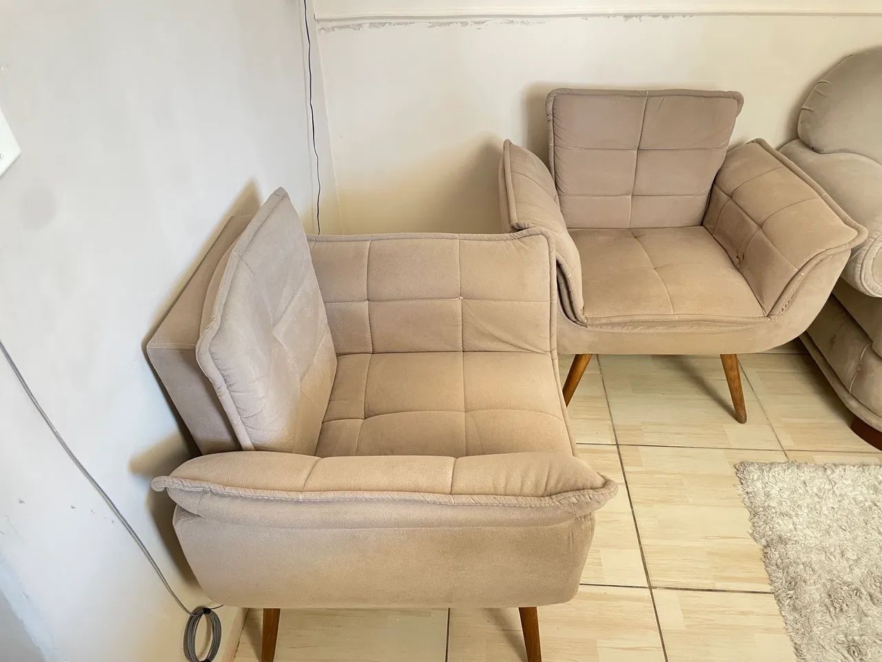 Par de Poltronas Bege/Nude Confortáveis - Ótimo Estado - Foto 4