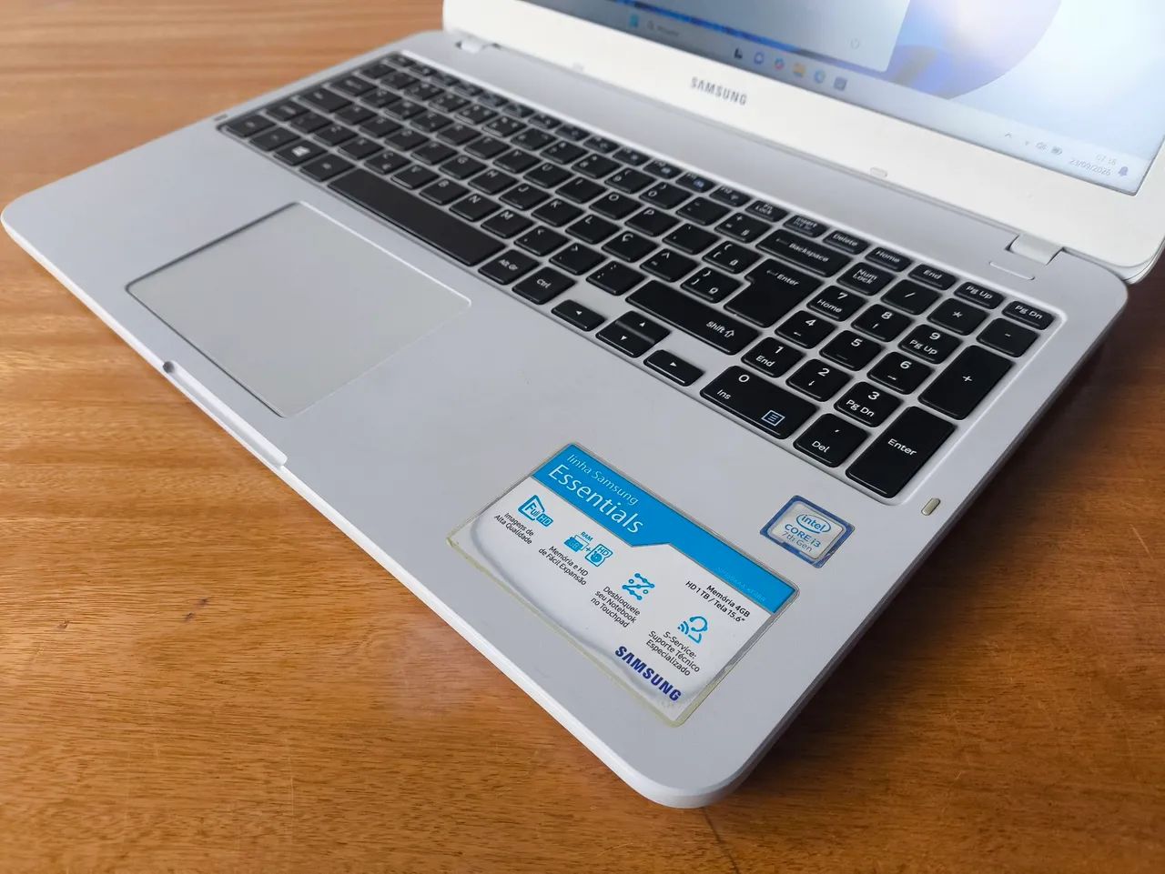 Notebook Samsung i3 (7th), SSD M2 + HD, Windows 11, tela de 15.6 polegadas - Foto 3