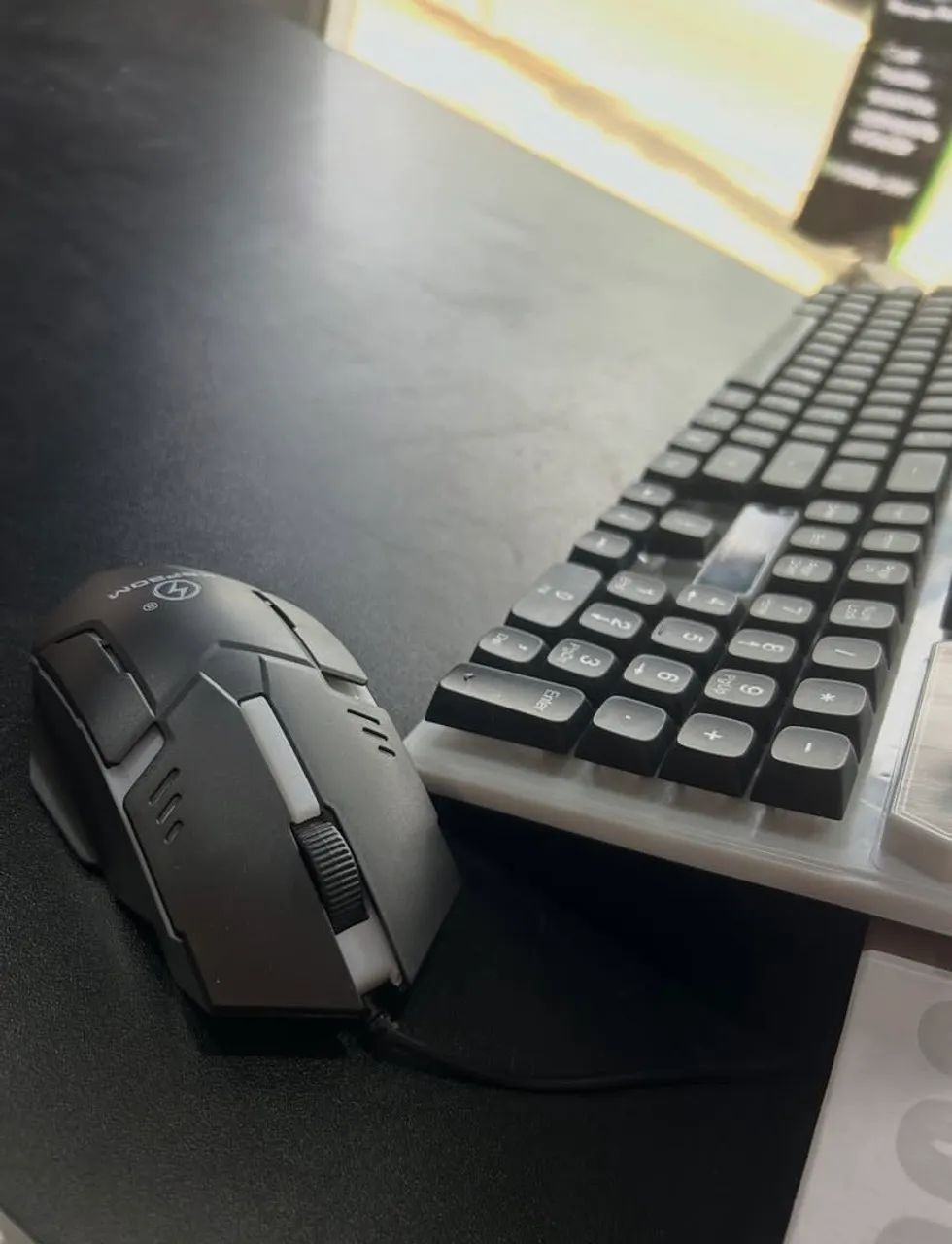 KIT TECLADO E MOUSE GAMER LED RGB PC NOTEBOOK  - Foto 2