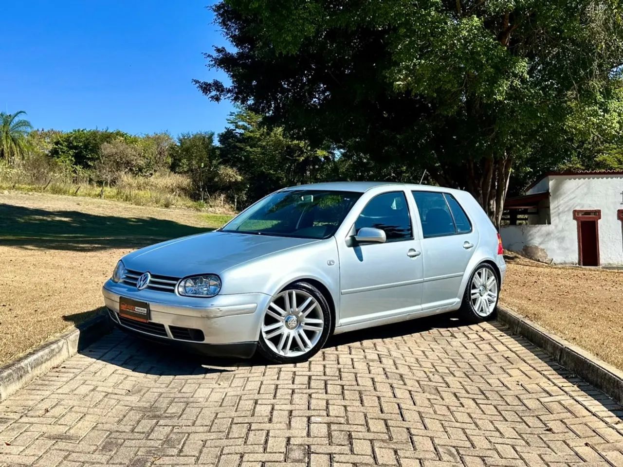 Volkswagen Golf 2003
