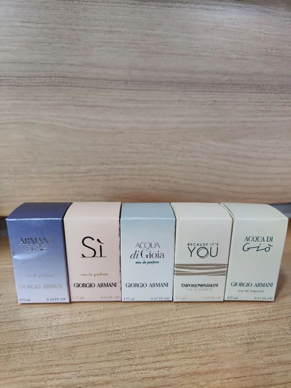 Kit Giorgio Armani 5 miniaturas  - Foto 3