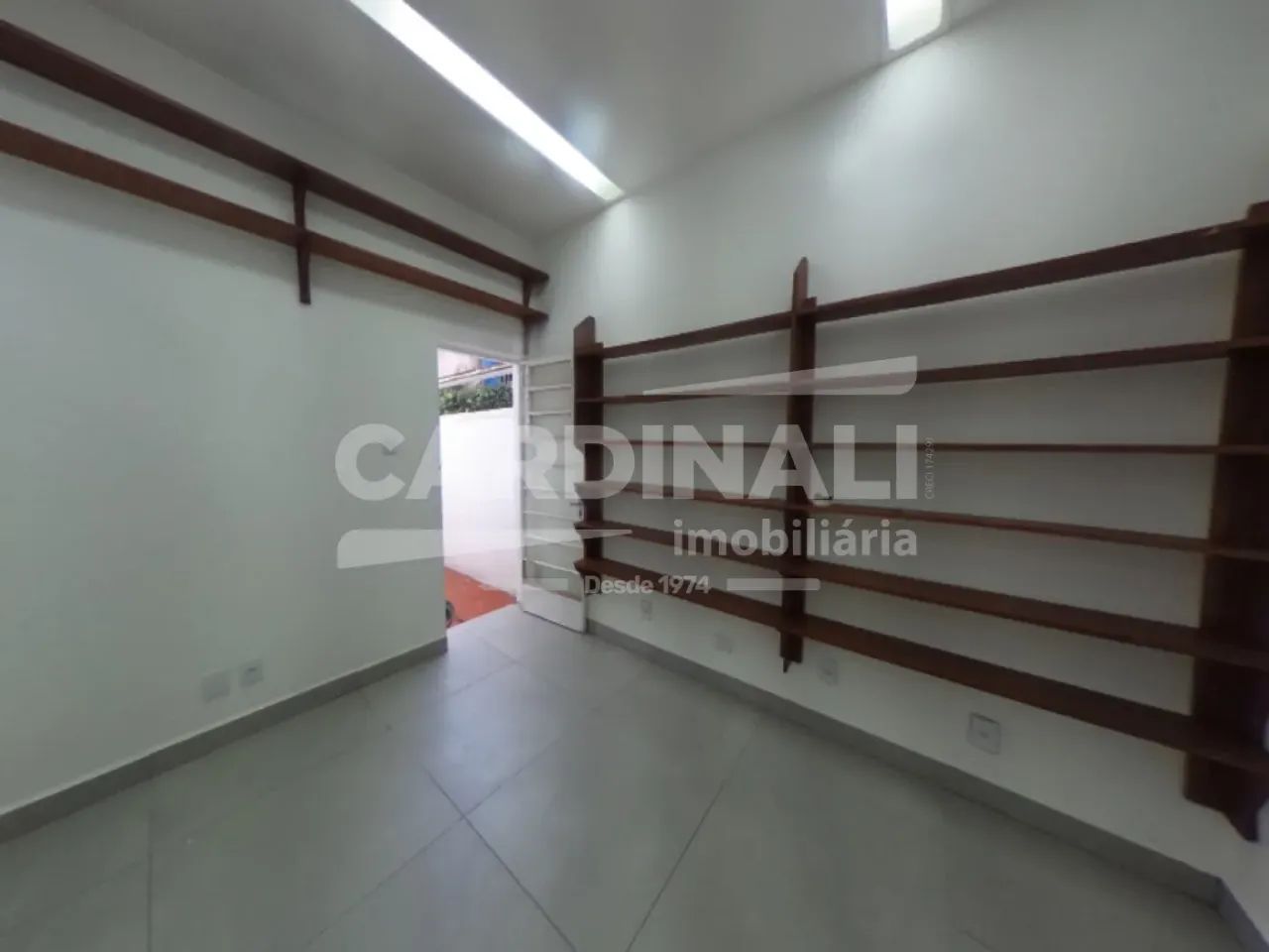 Salão Comercial no Centro com Residência no Piso Superior - Foto 3