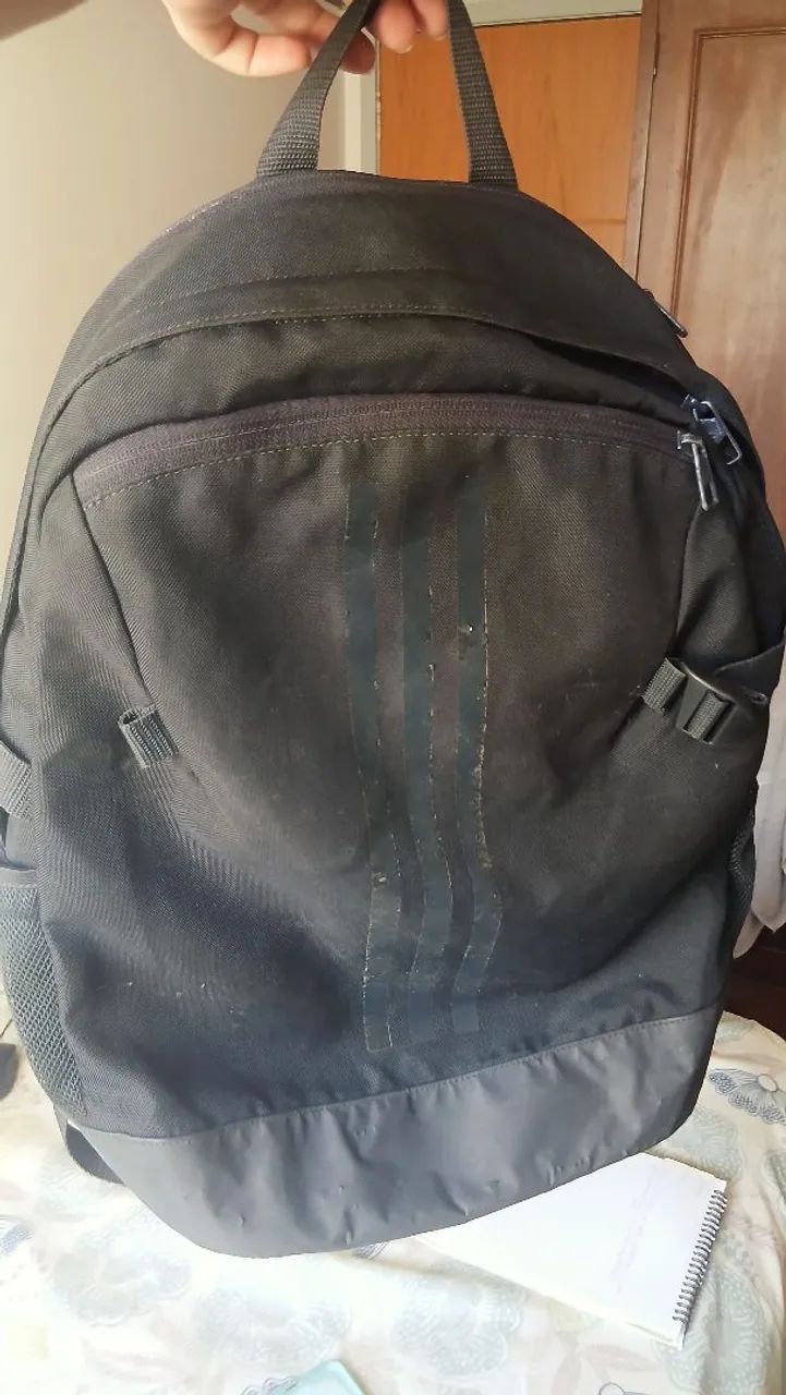 Vendo mochila adidas 