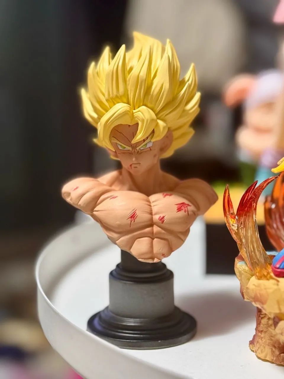 Estátua Goku Dragon Ball z 34 cm + busto + cabeça extra + Base com Led - Foto 3