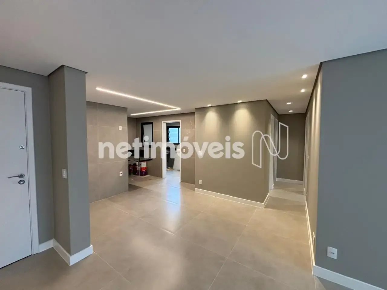 Apartamento de 76m²; - 3 dormitórios (1 suíte), 1 vaga - Itaim Bibi - Foto 2