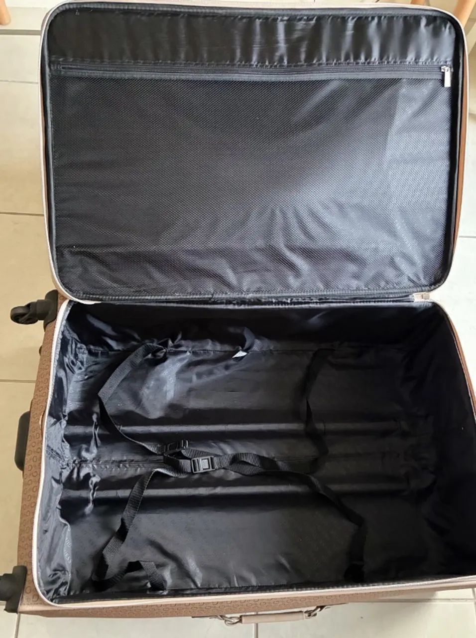 Mala de Viagem da GUESS 32KG NOVA - Foto 2