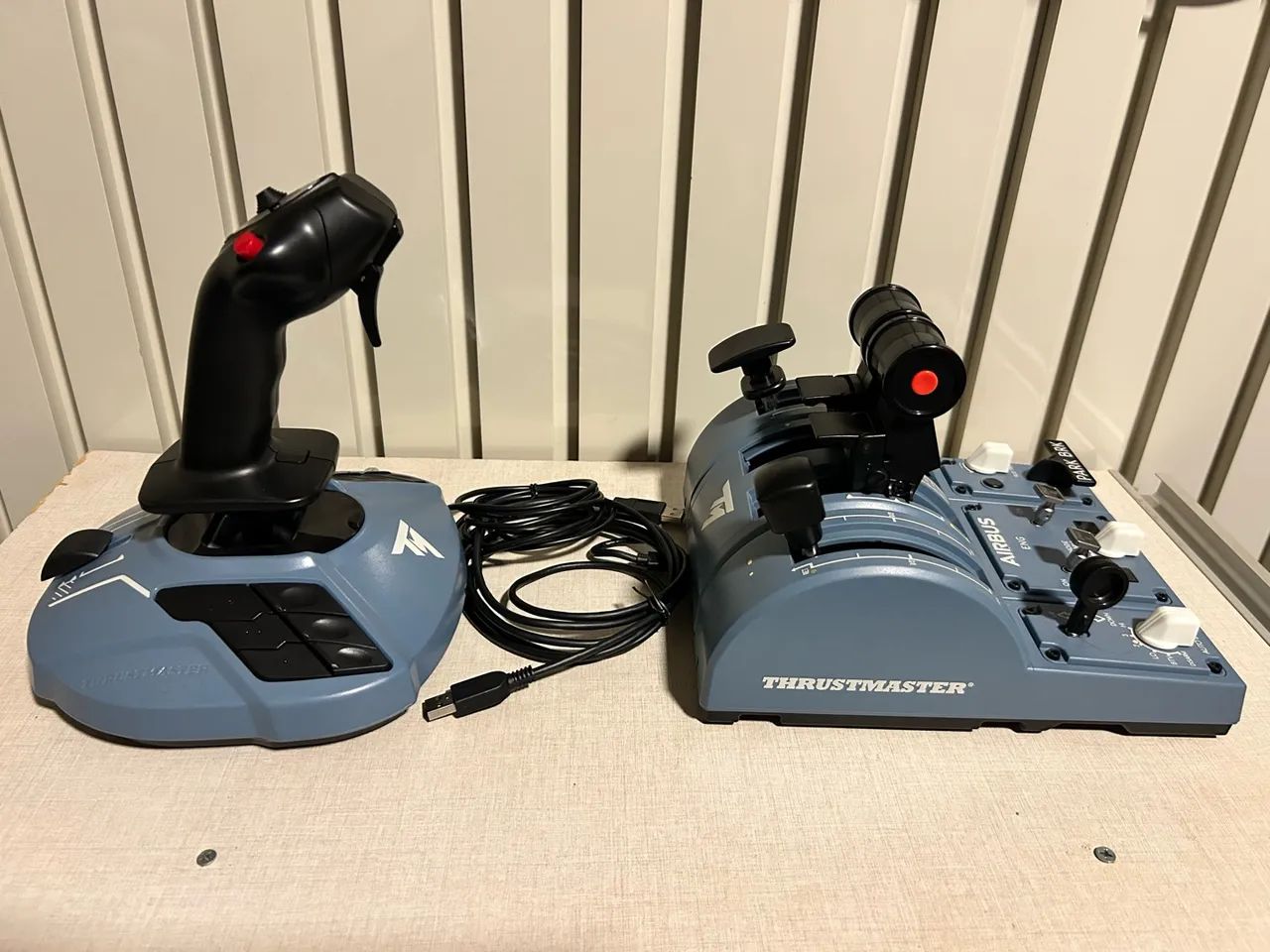 Joystick Thrustmaster Airbus - Foto 2