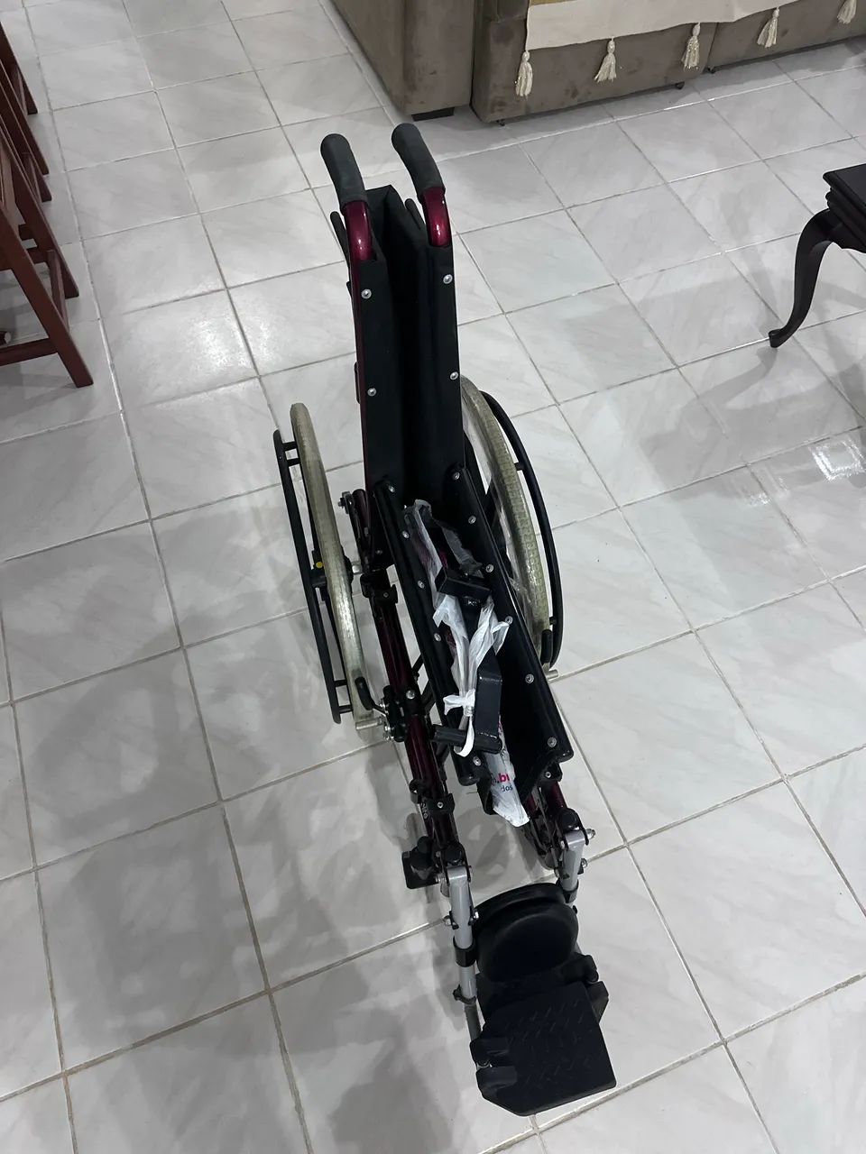 Cadeira de rodas Idoso nova 