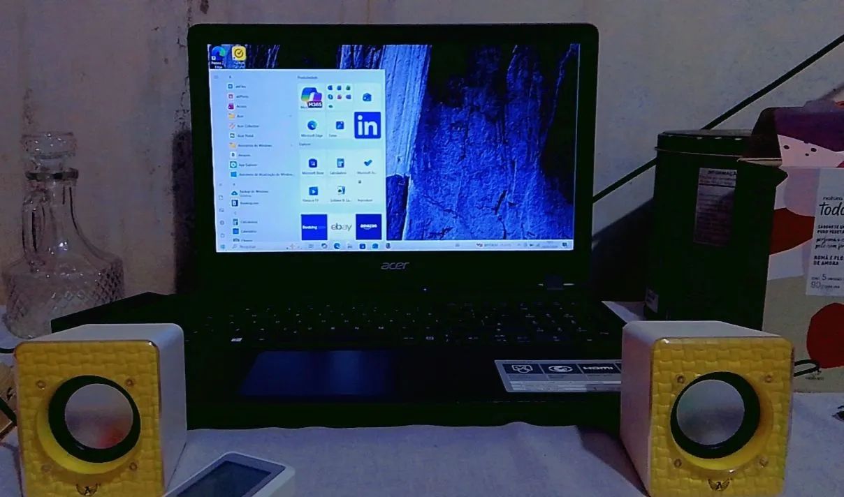 Vendo ou troco Notebook em uma Tv Smart,  - Foto 2