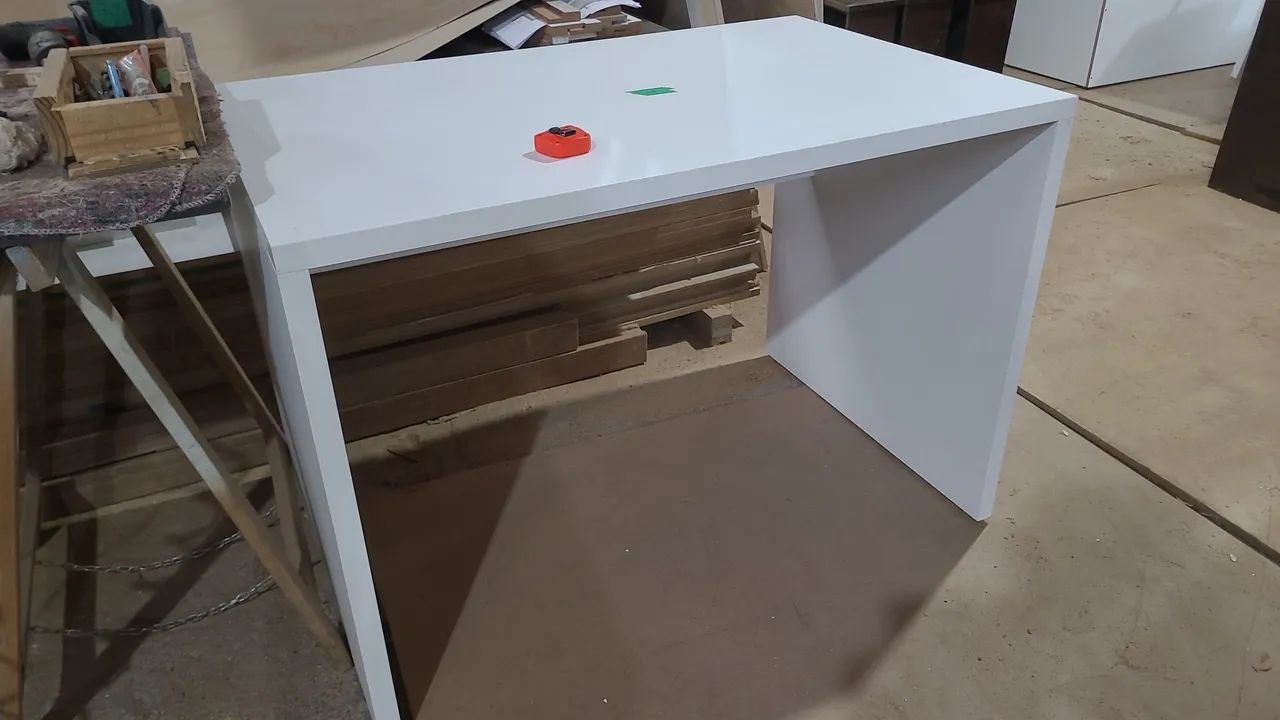 Mesa de trabalho - Foto 3