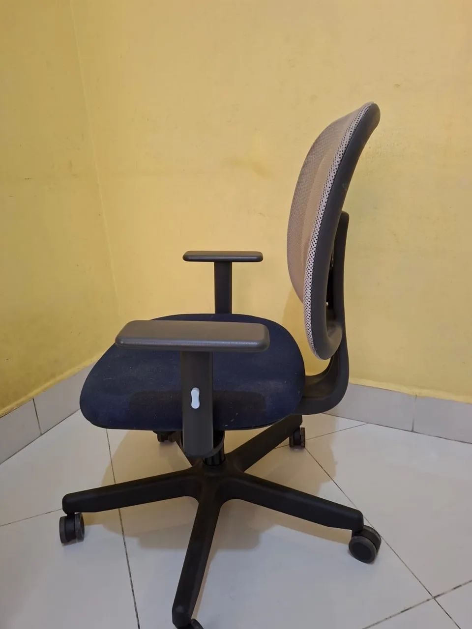Cadeira brasileira flexform  - Foto 2
