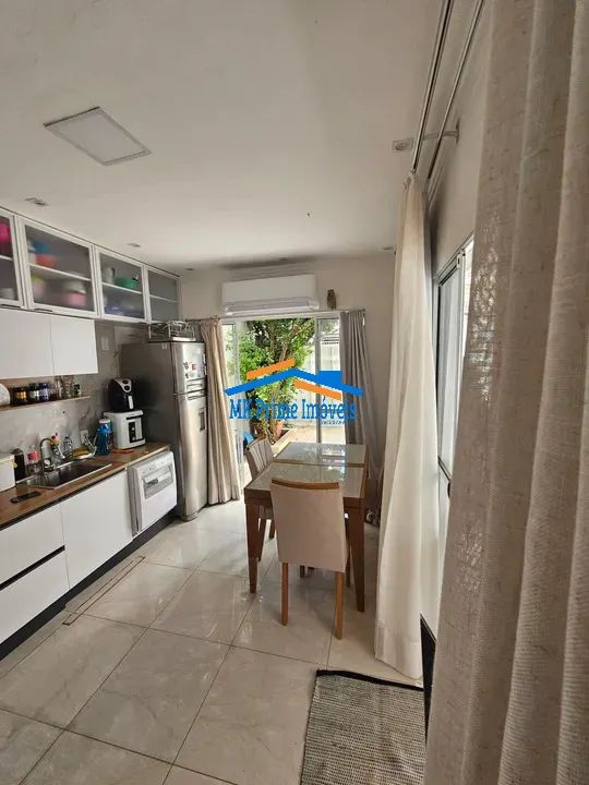 Casa Térrea com 2 Dormitórios  Recém Reformada e Pronta para Financiar. - Foto 5