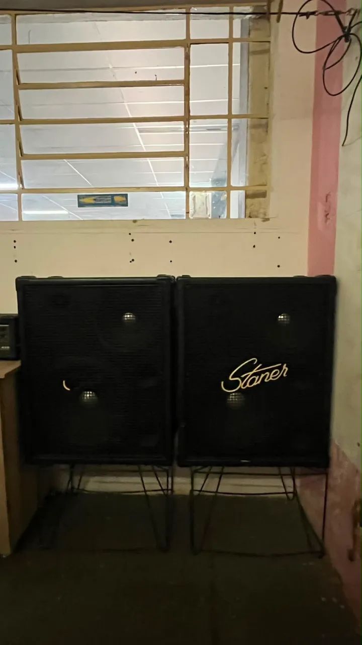Caixa de som Staner