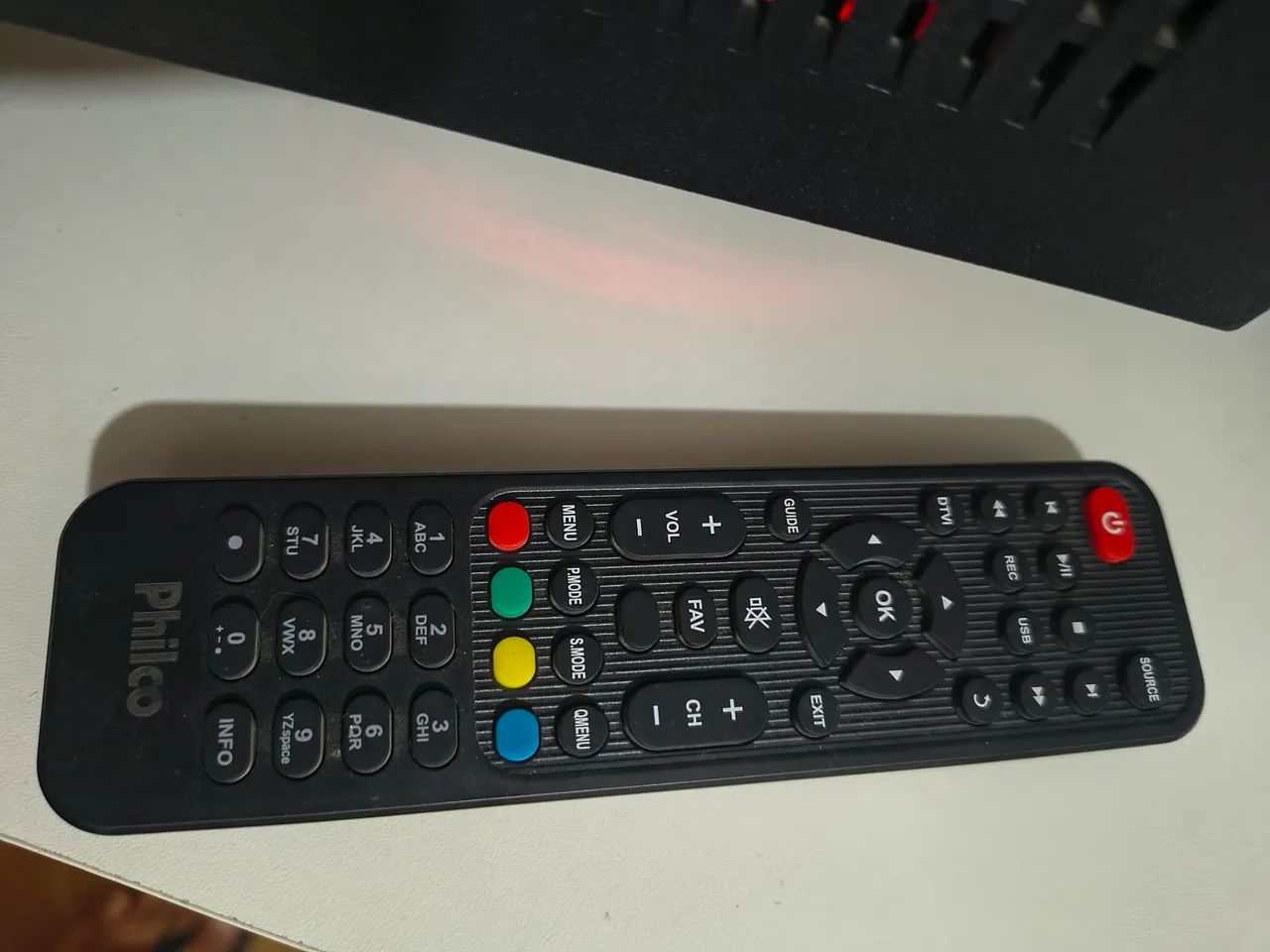 TV Led 24 modelo Ptv24n19d Hd Philco Bivolt (Não é Smartv), mas pode usar Stick ou Box - Foto 5