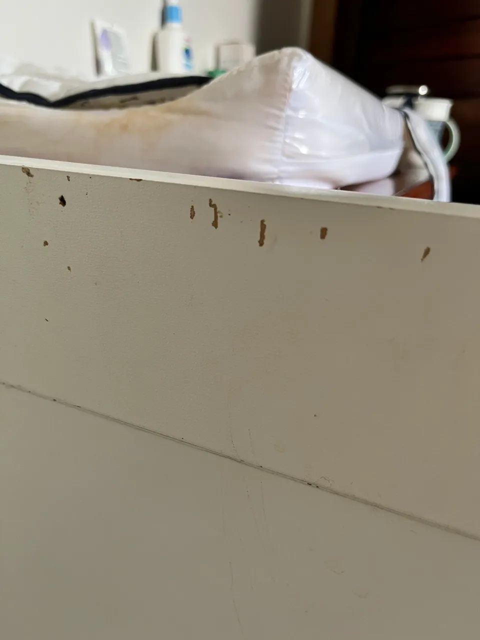 Berço acompanha o colchão 