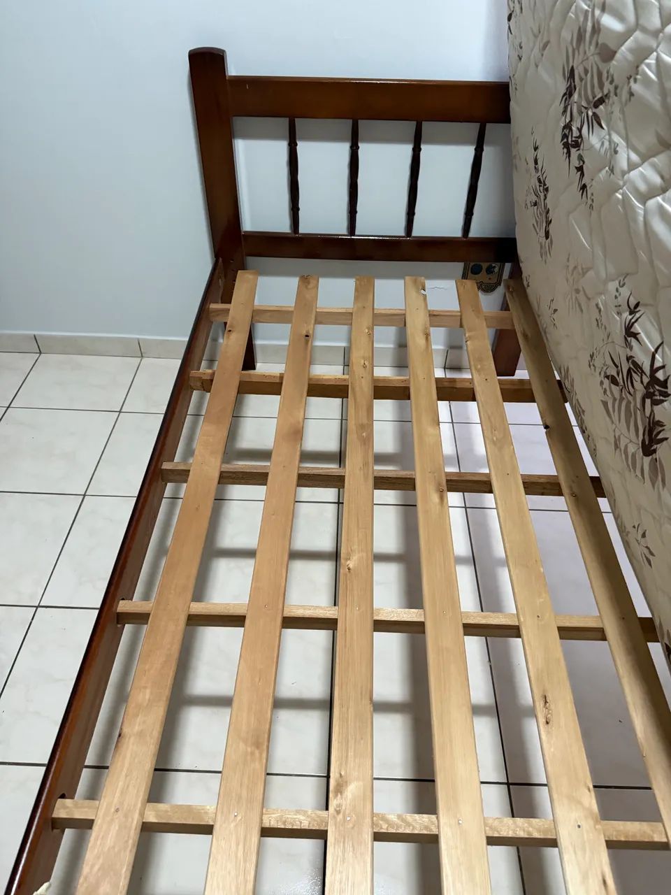 Cama com colchão - Foto 3