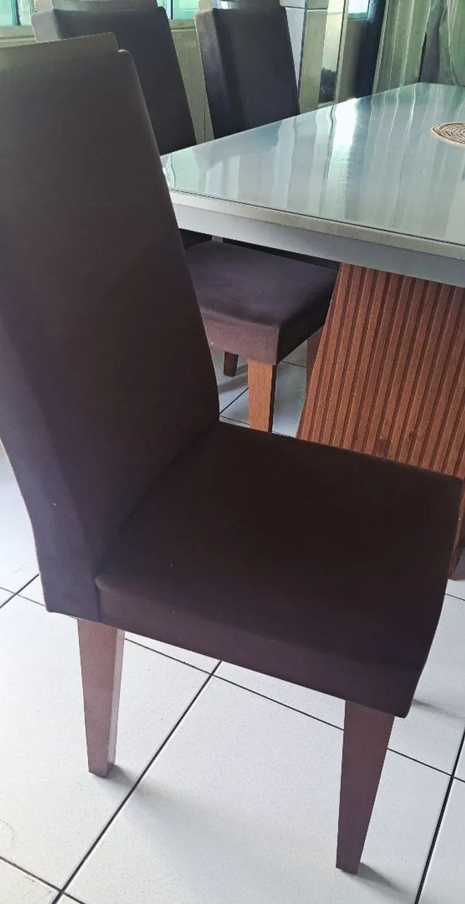 Mesa de Jantar com Tampo de Vidro + 6 Cadeiras Estofadas - Excelente Estado - Foto 3