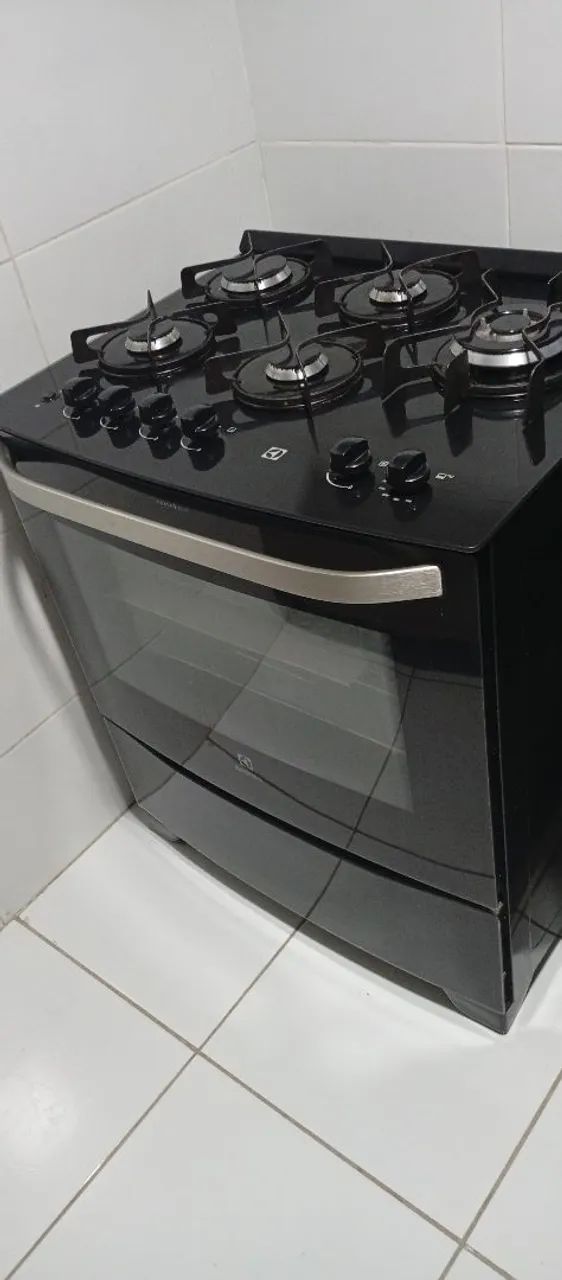 Fogão Eletrolux 5 bocas - Foto 2