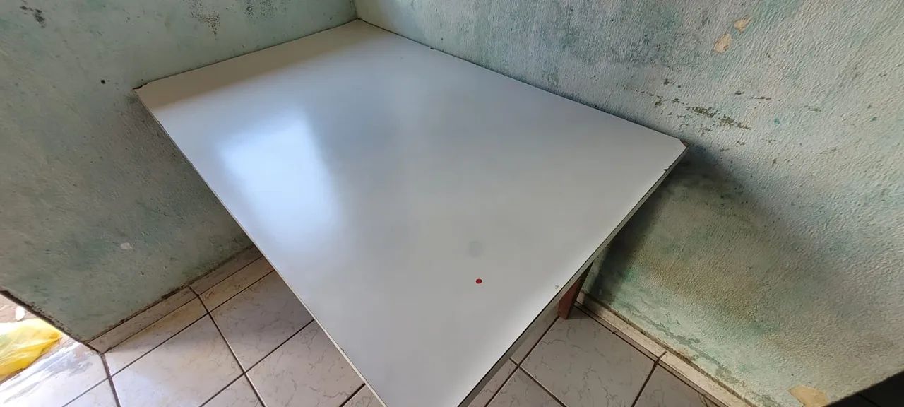 Vendo mesa grande de madeira  - Foto 3