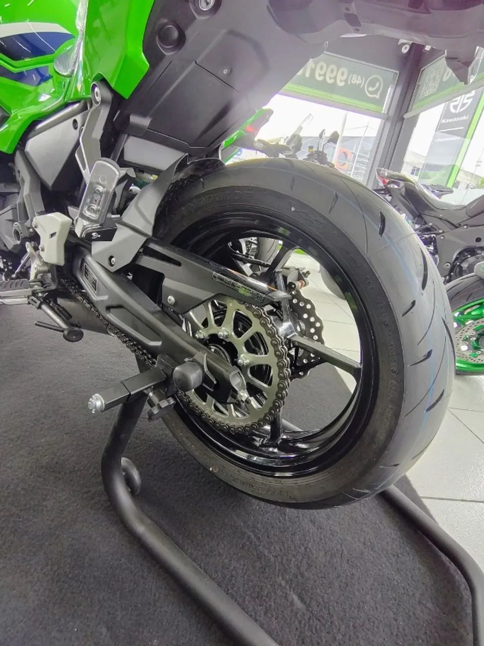 KAWASAKI NINJA 650 2026 - 0 KM - Foto 5