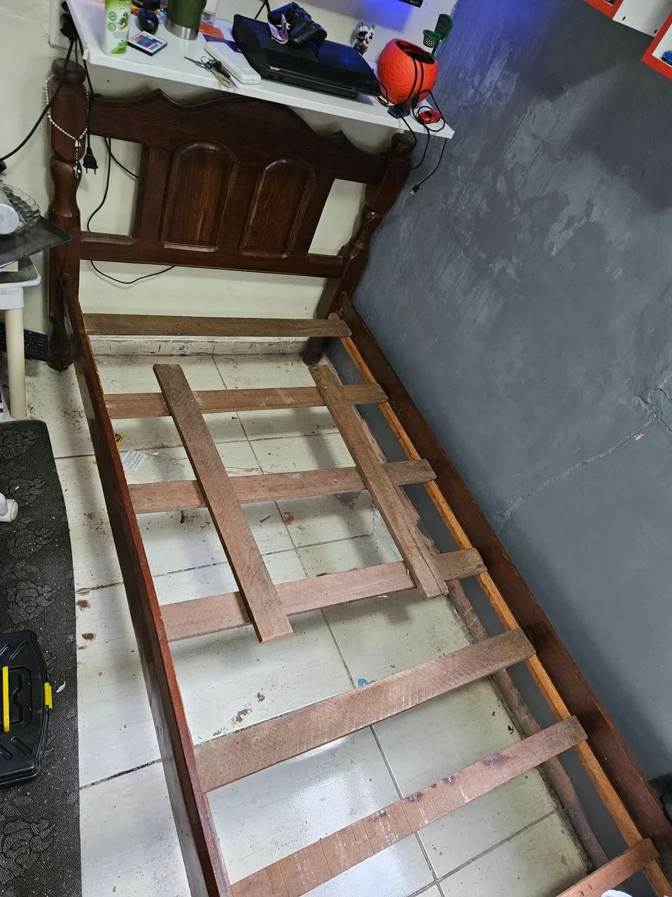 Base cama bom estado tudo certo