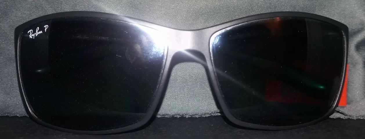 Óculos de Sol - Ray-Ban Liteforce Tech RB4179