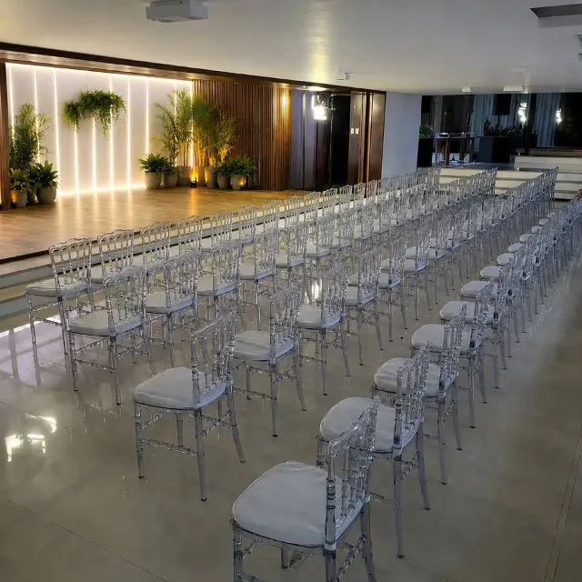 Locação de Cadeira Dior Cristal Transparente - Foto 3