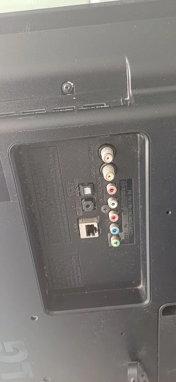 TV LG 32 polegadas com defeito só stand by piscando - Foto 3