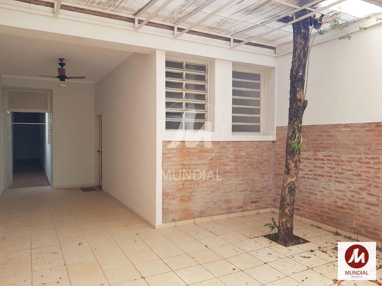 Casa (sobrado na rua) 4 dormitórios, cozinha planejada - Foto 2